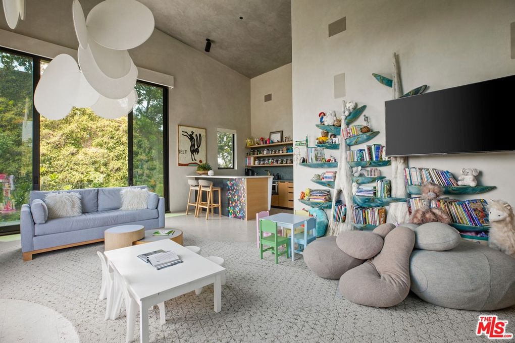John Legend and Chrissy Teigen house
