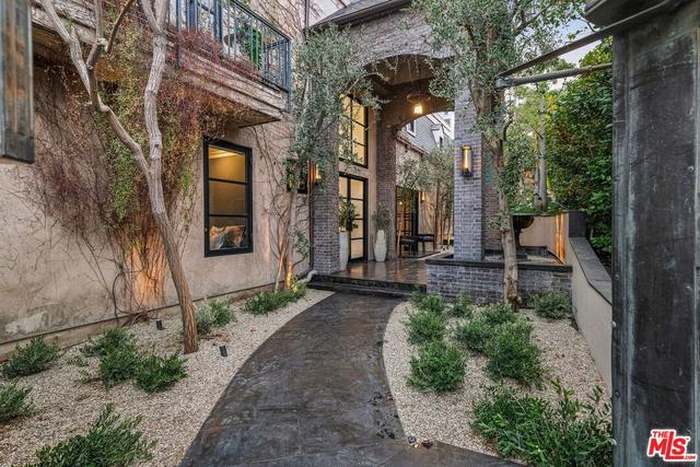 Jason Oppenheim's own house