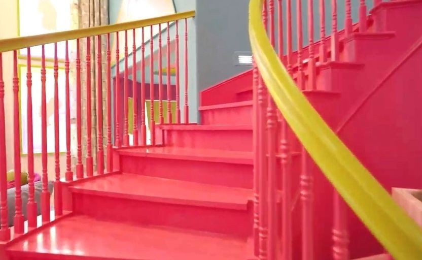 Barbie Dream House living room then