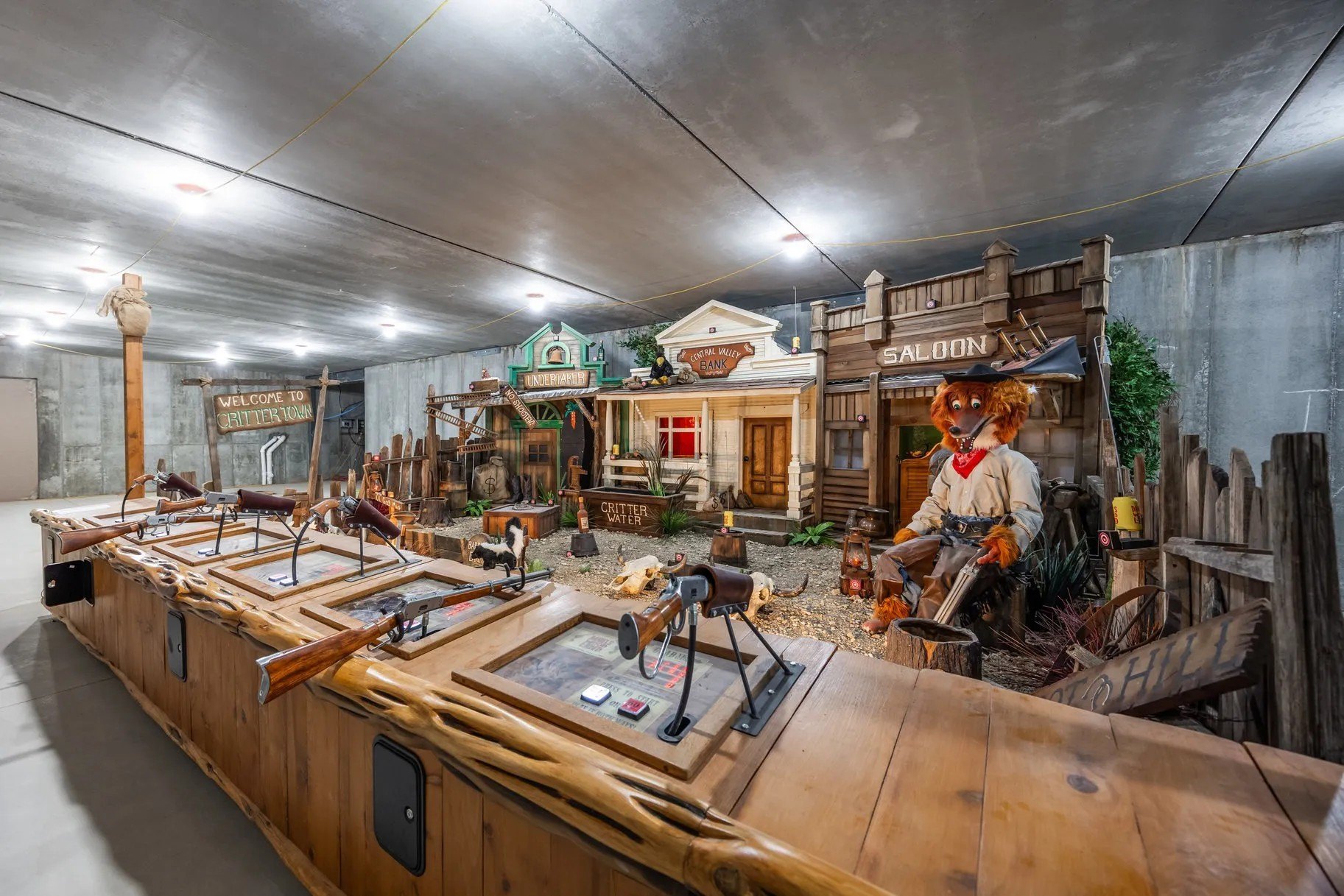 There's also a Frontierland shooting range.