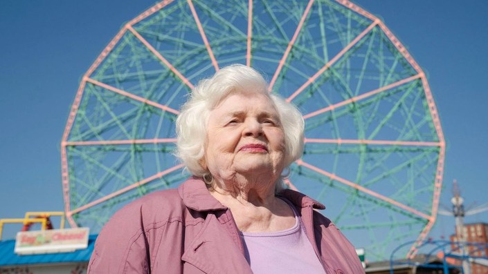 Eleanor the Great review