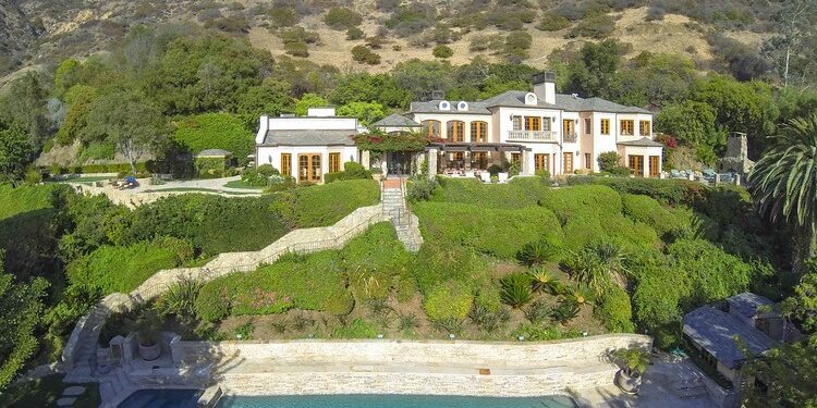 Camille Grammer Estate Sale