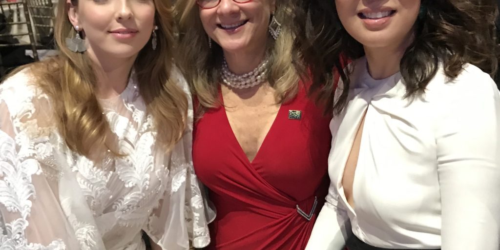 Sandra Oh Jodie Comer Critics Choice Awards 2019